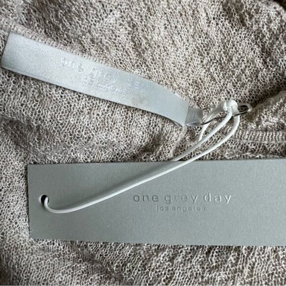 One Grey Day Benson Cross Front Top - XS - Picture 7 of 9